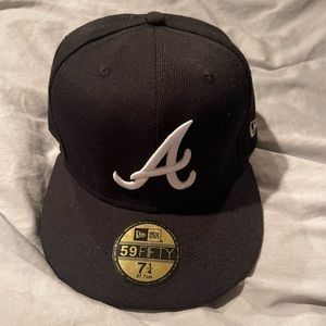 Atlanta Braves Black Fitted 7 1/4